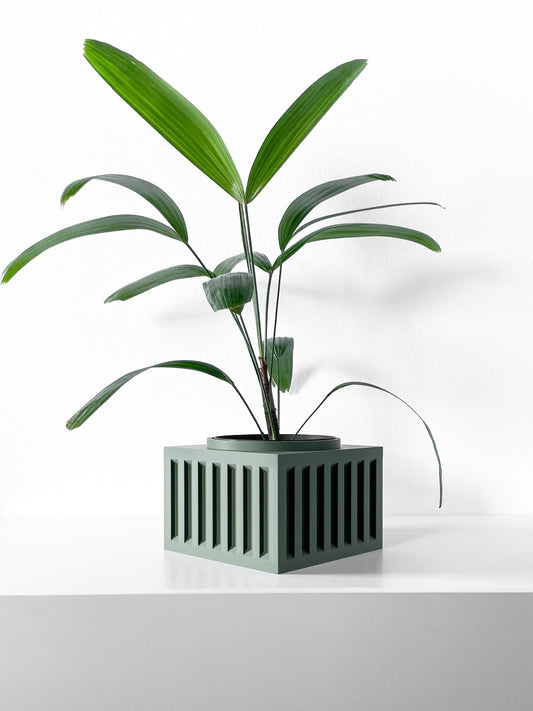 Larix Planter Pot