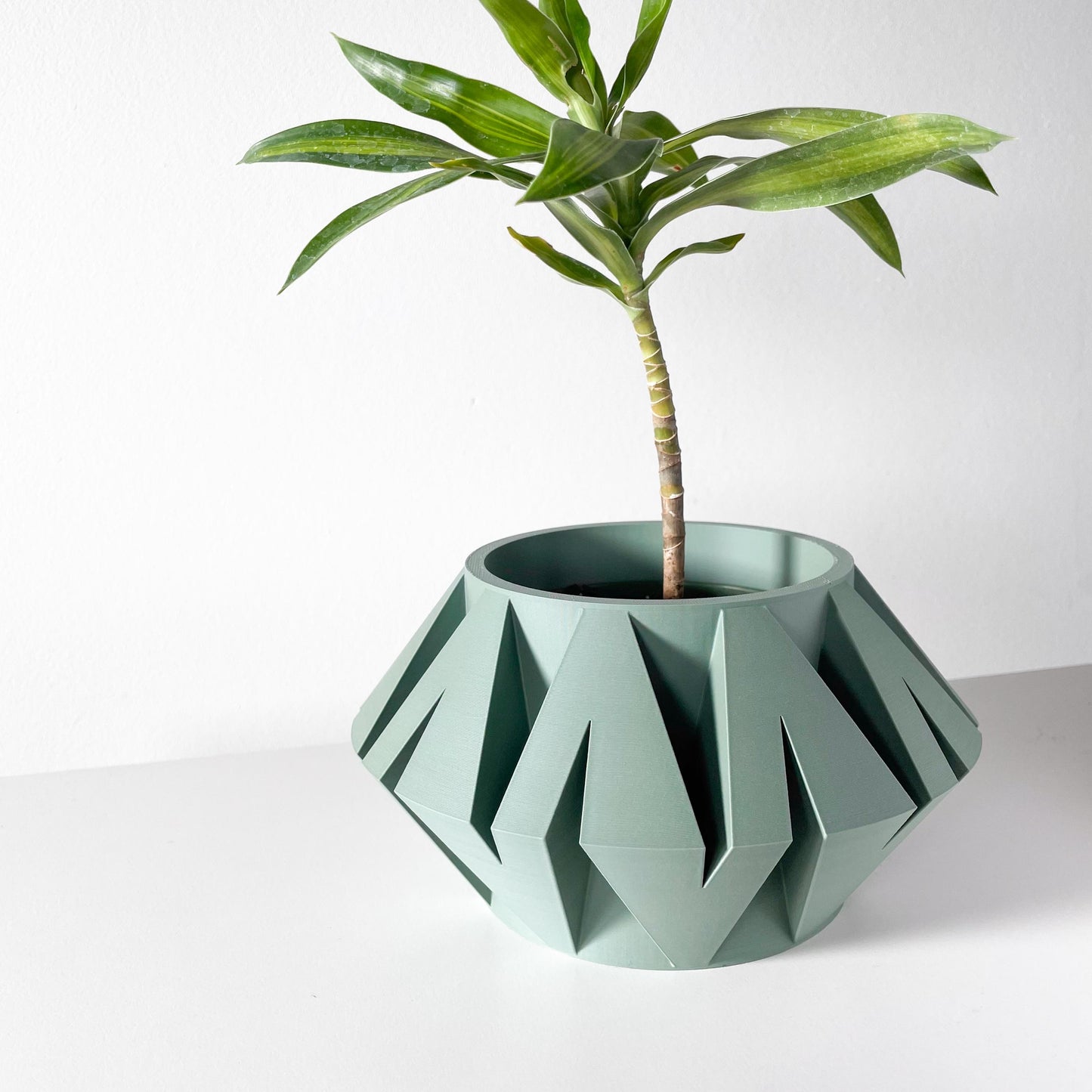 Kovi Planter Pot