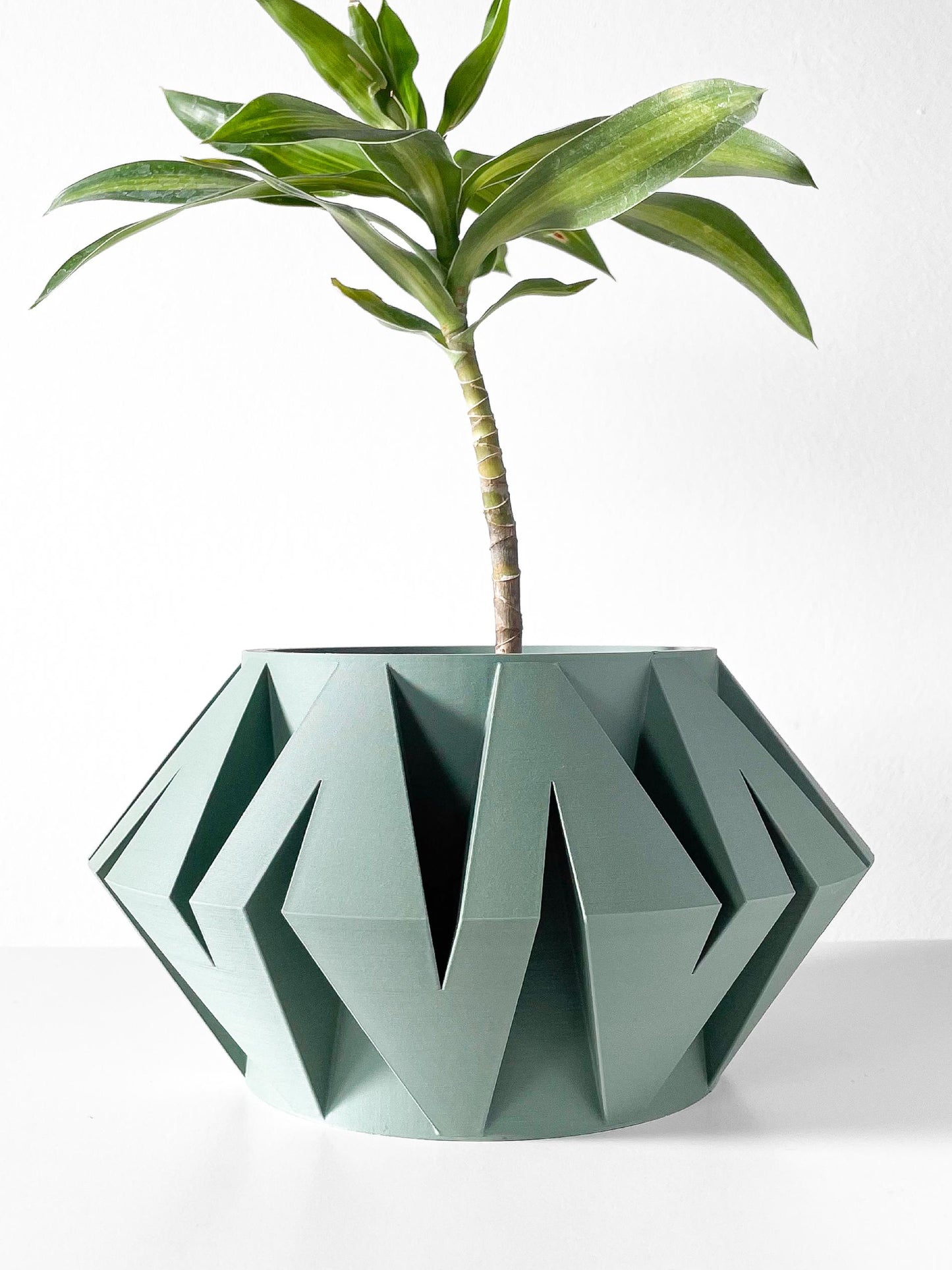 Kovi Planter Pot