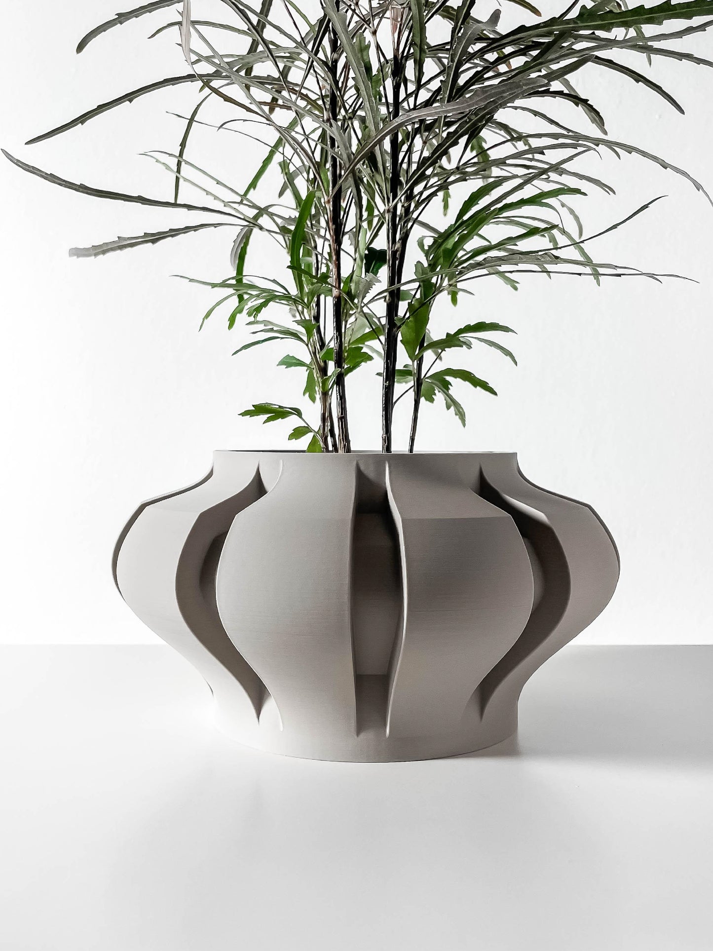 Ariko Planter Pot