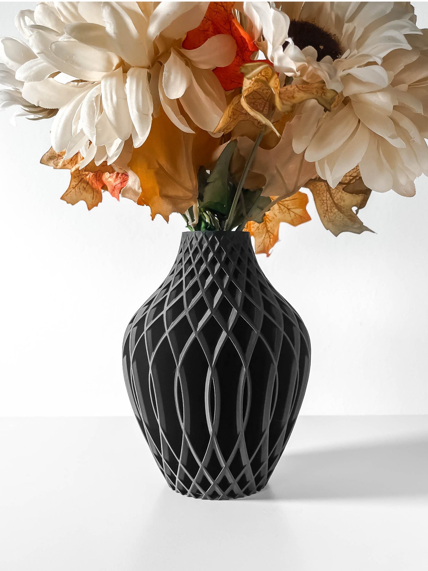 Vika Vase