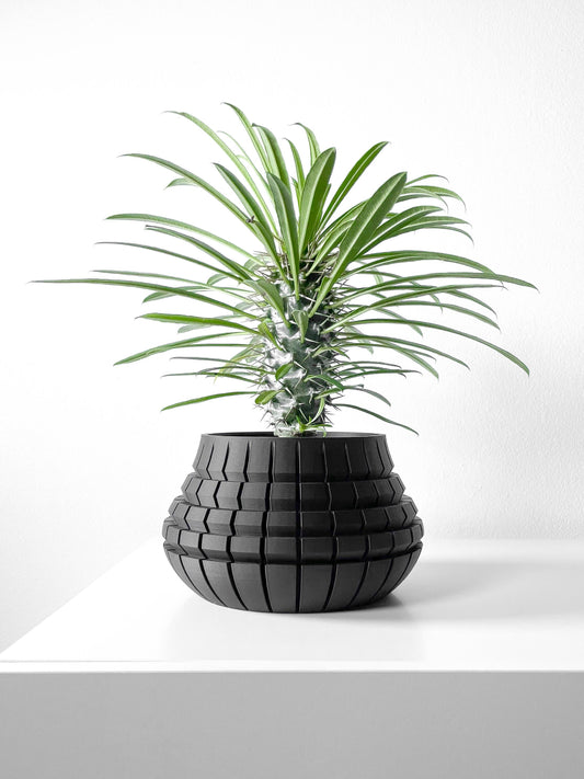 Ivane Planter Pot