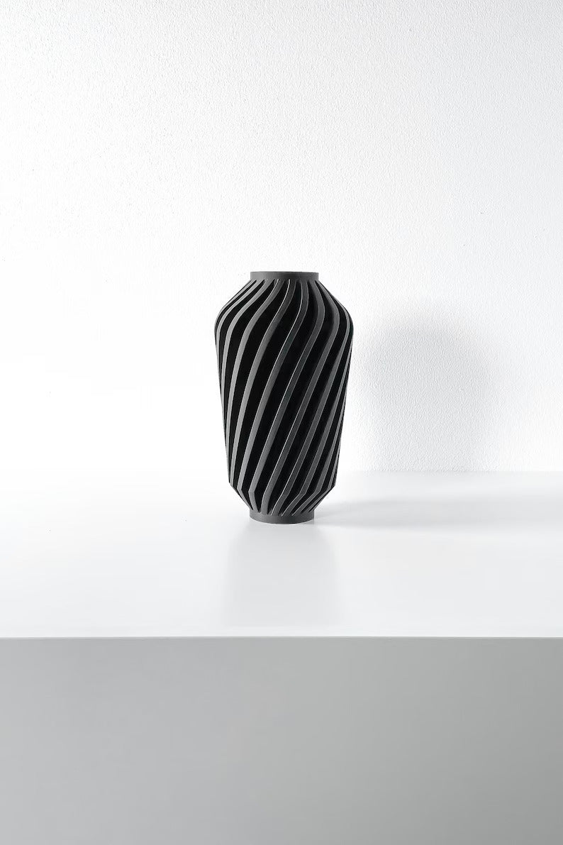 Travix Vase