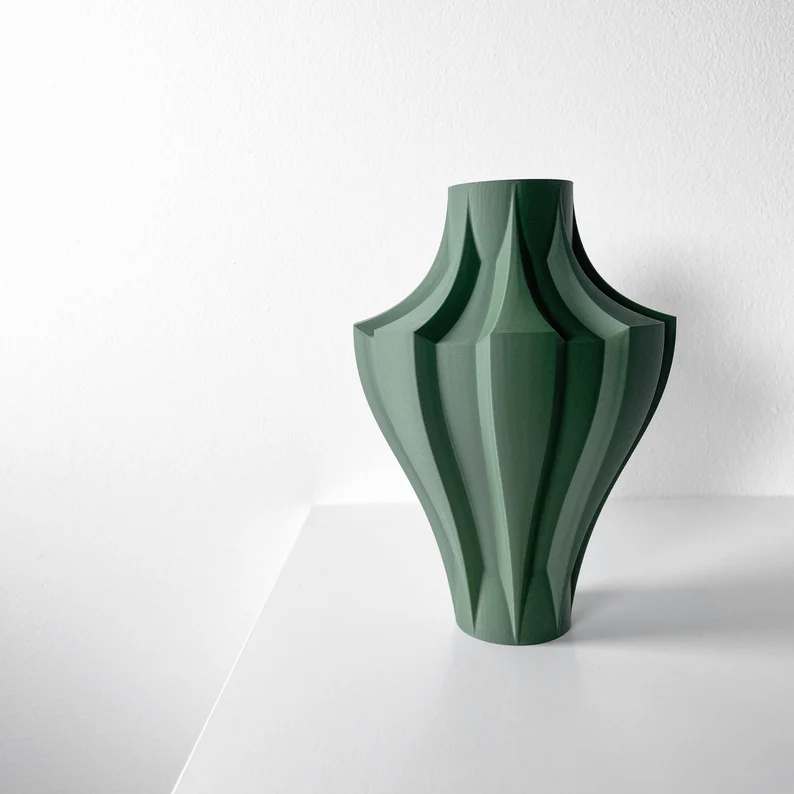 Novak Vase