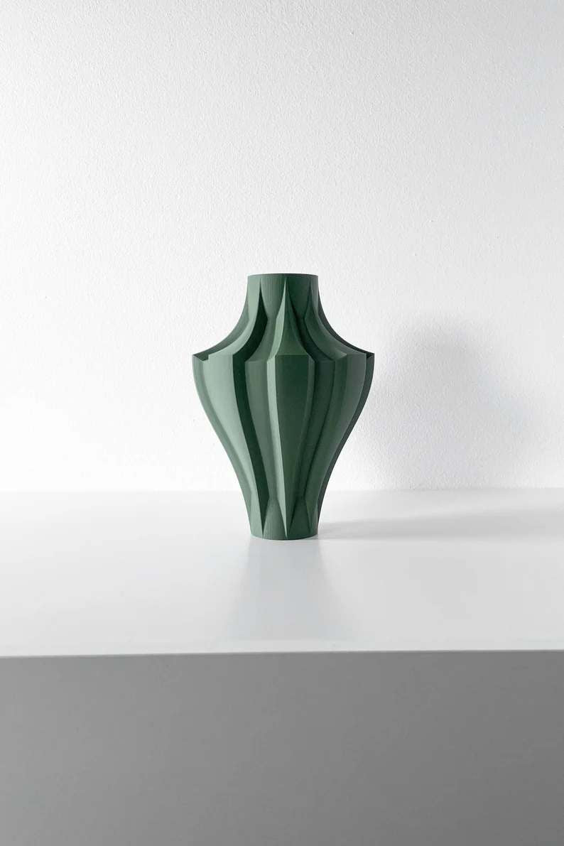 Novak Vase