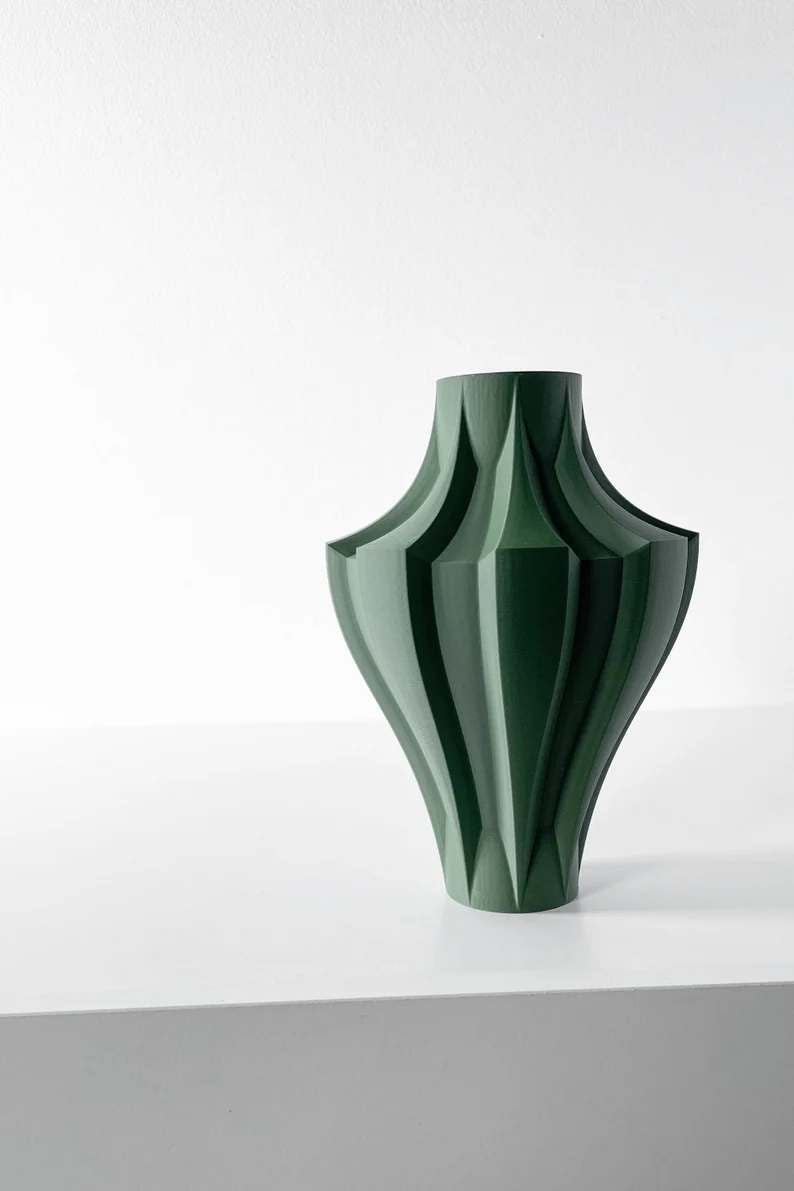 Novak Vase