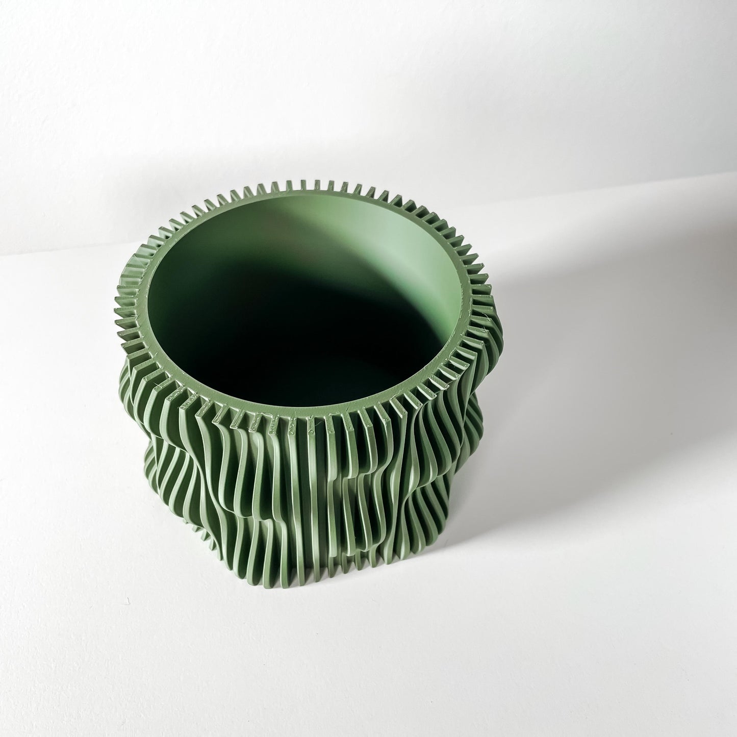 Muxel Planter Pot