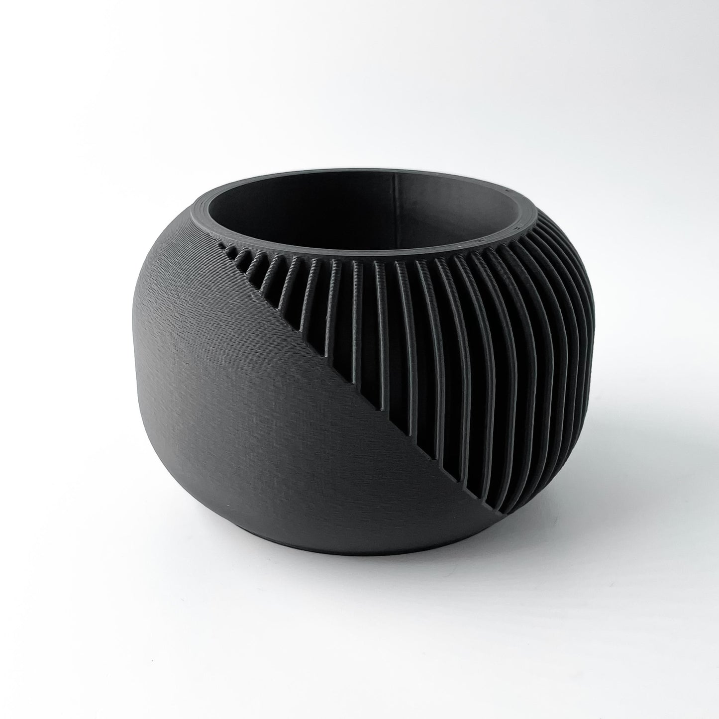 Narvo Planter Pot