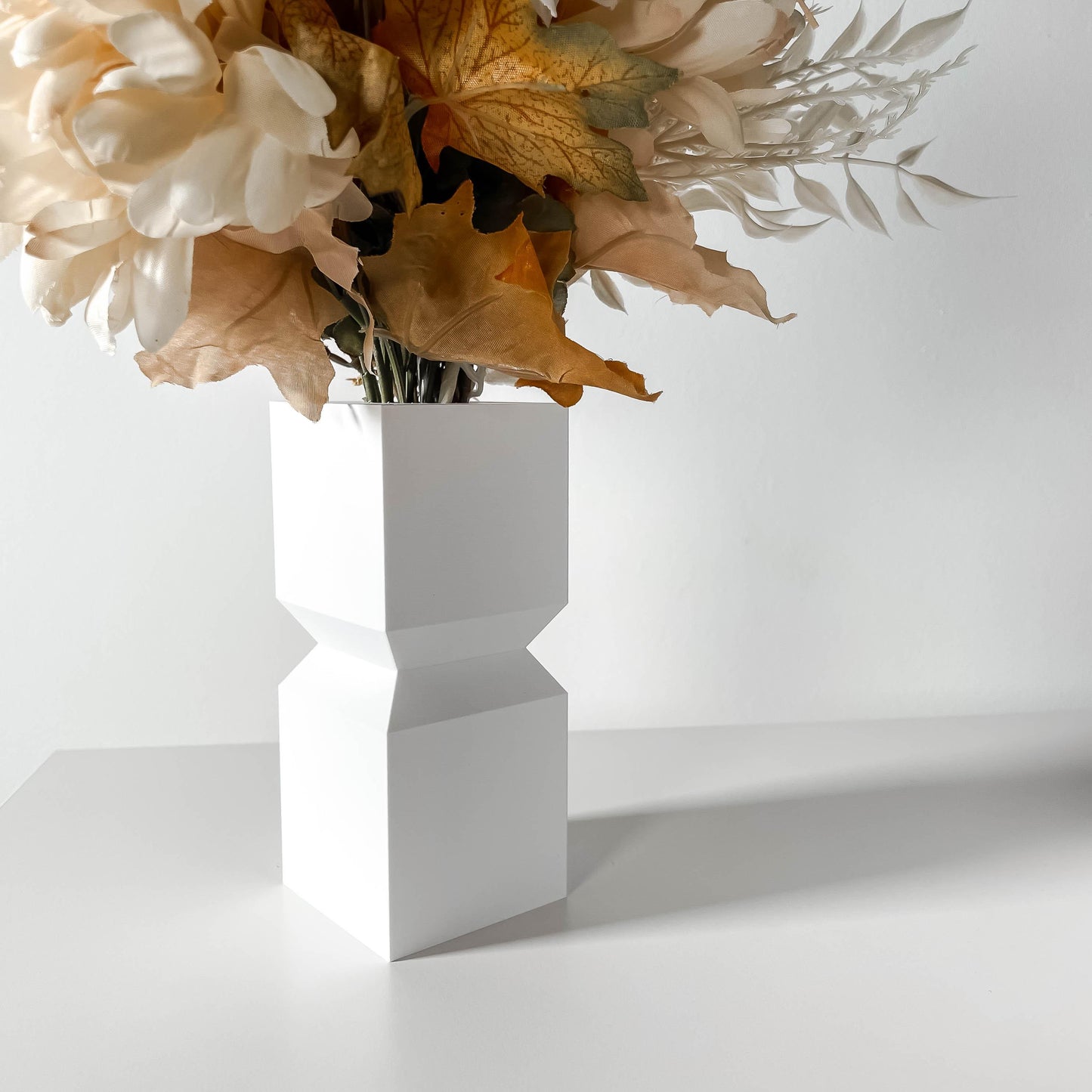 Loke Vase