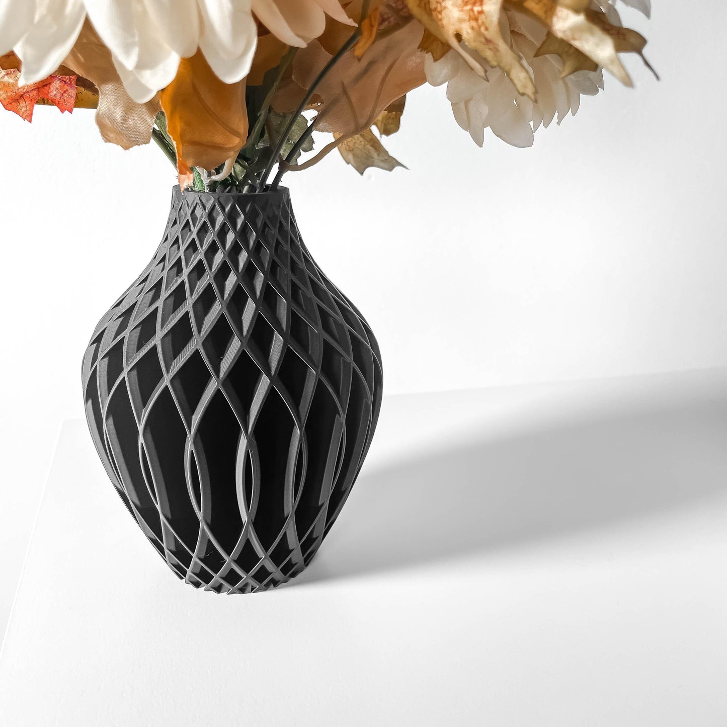 Vika Vase