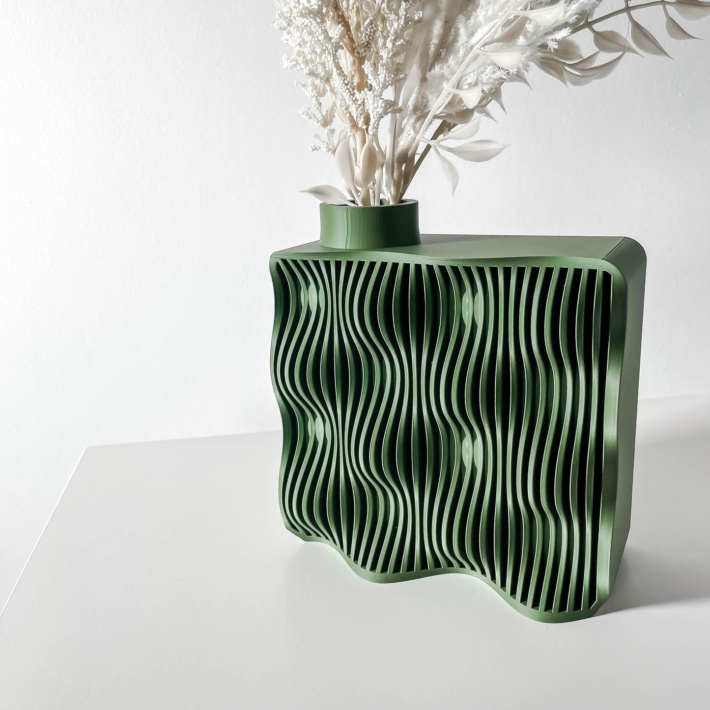 Kamso Wave Vase