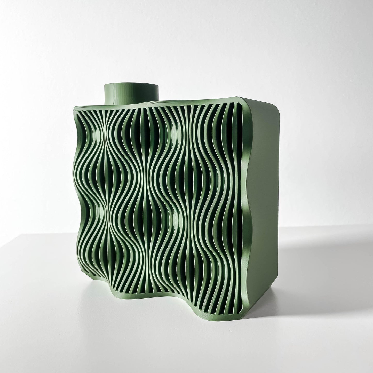 Kamso Wave Vase